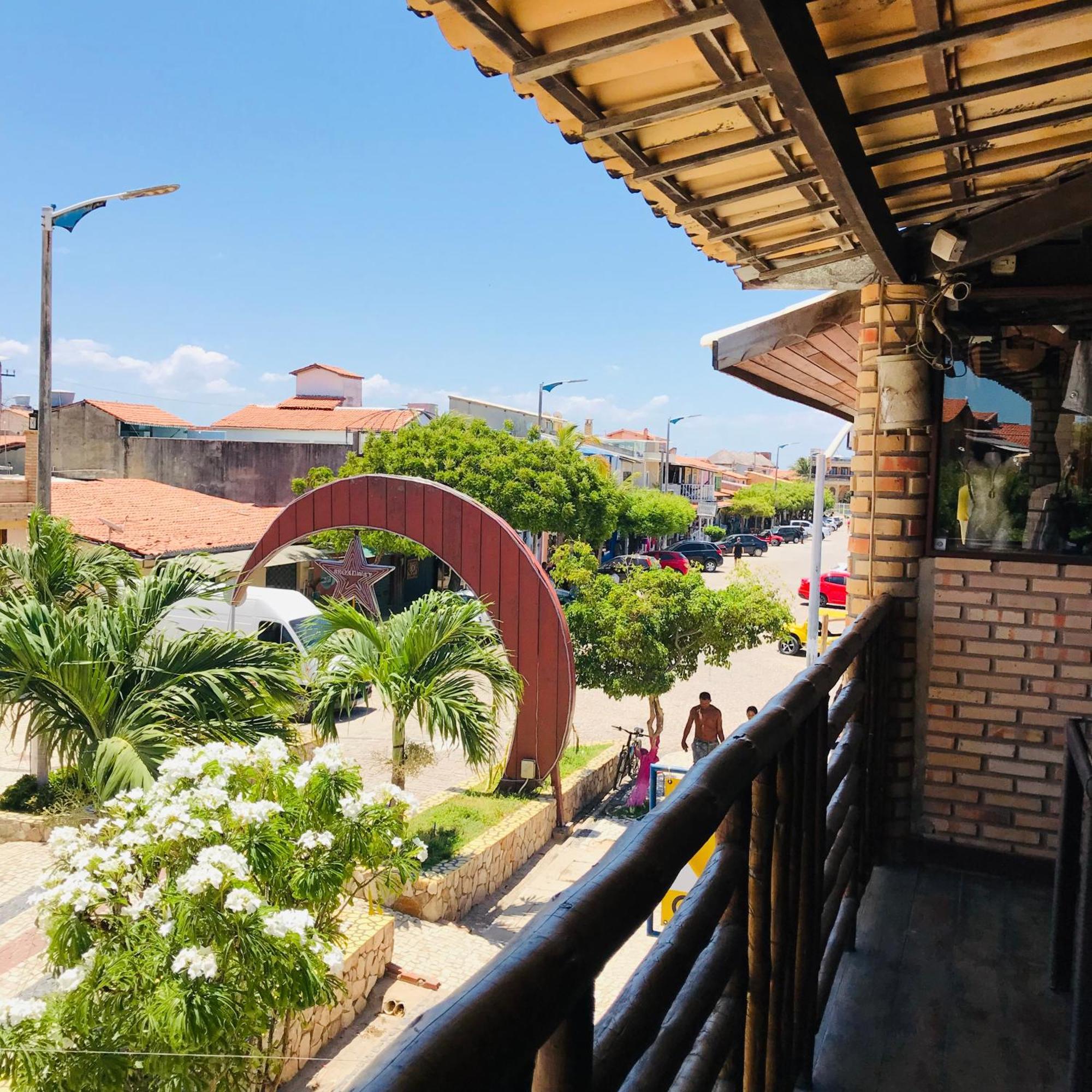 Hotel Pousada Latitude Canoa Quebrada Exterior photo